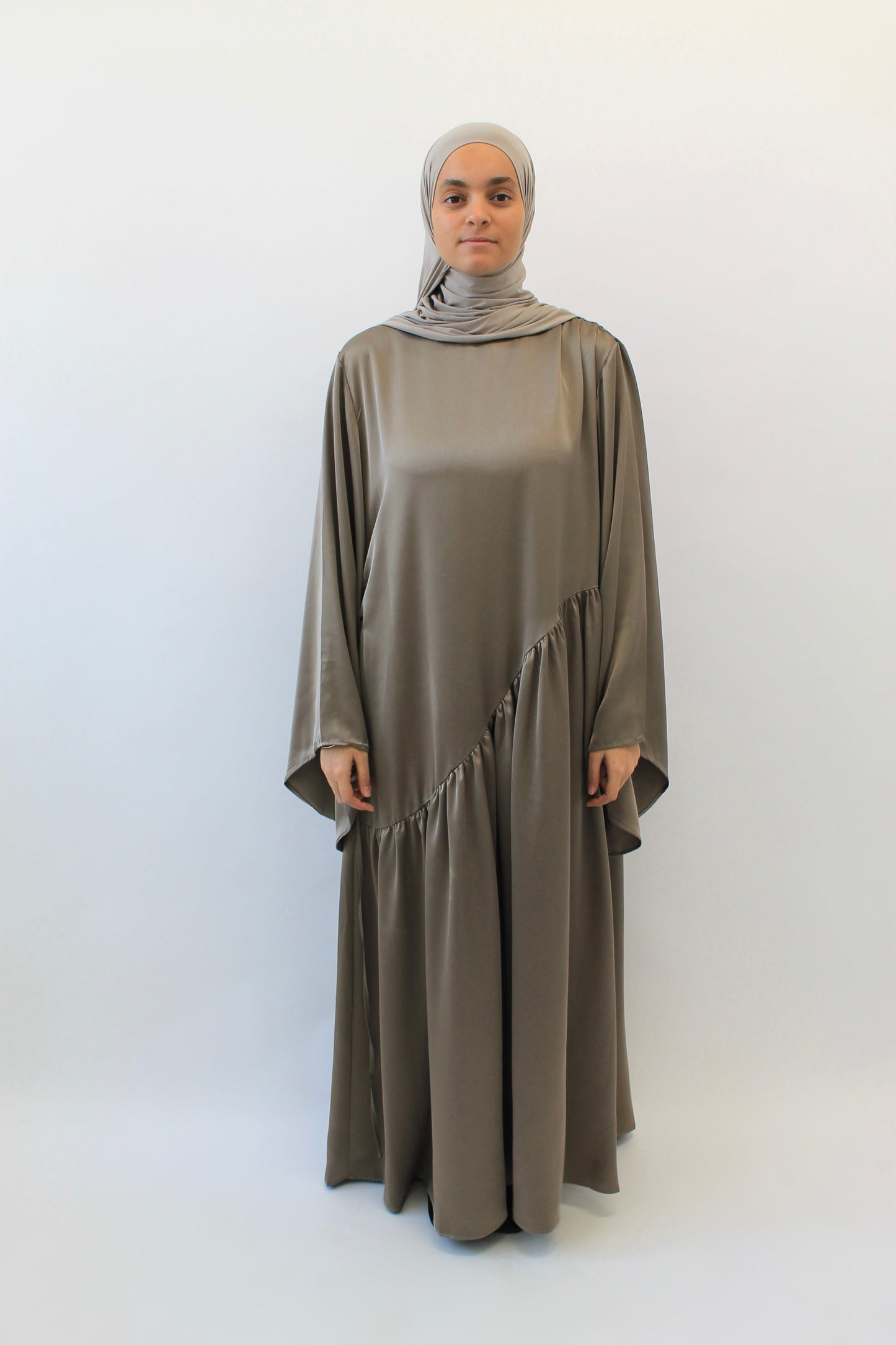 ROBE HAYAM