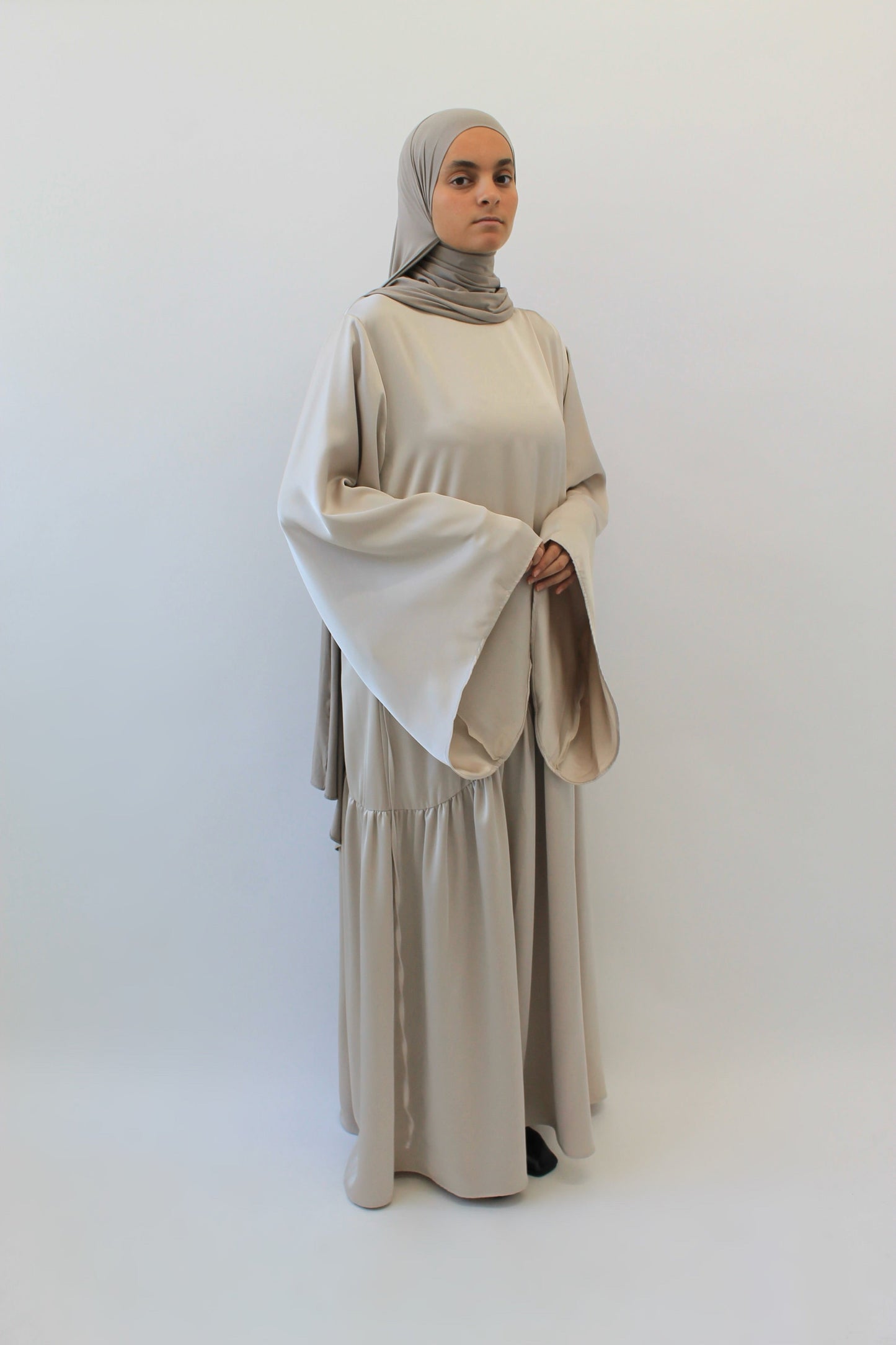ROBE HAYAM